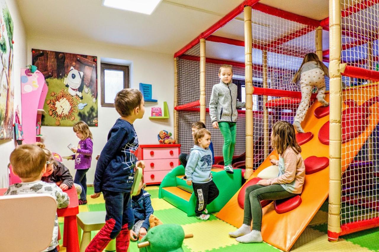 Apartmanovy Dum Pastak Loucna nad Desnou Ngoại thất bức ảnh